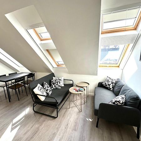 Palace Quarter 2 Peaceful Modern Central Top Floor Apartment Budapeste Exterior foto