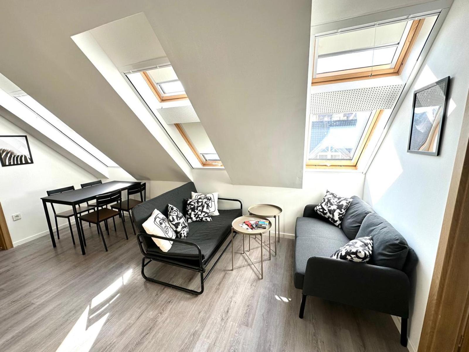 Palace Quarter 2 Peaceful Modern Central Top Floor Apartment Budapeste Exterior foto