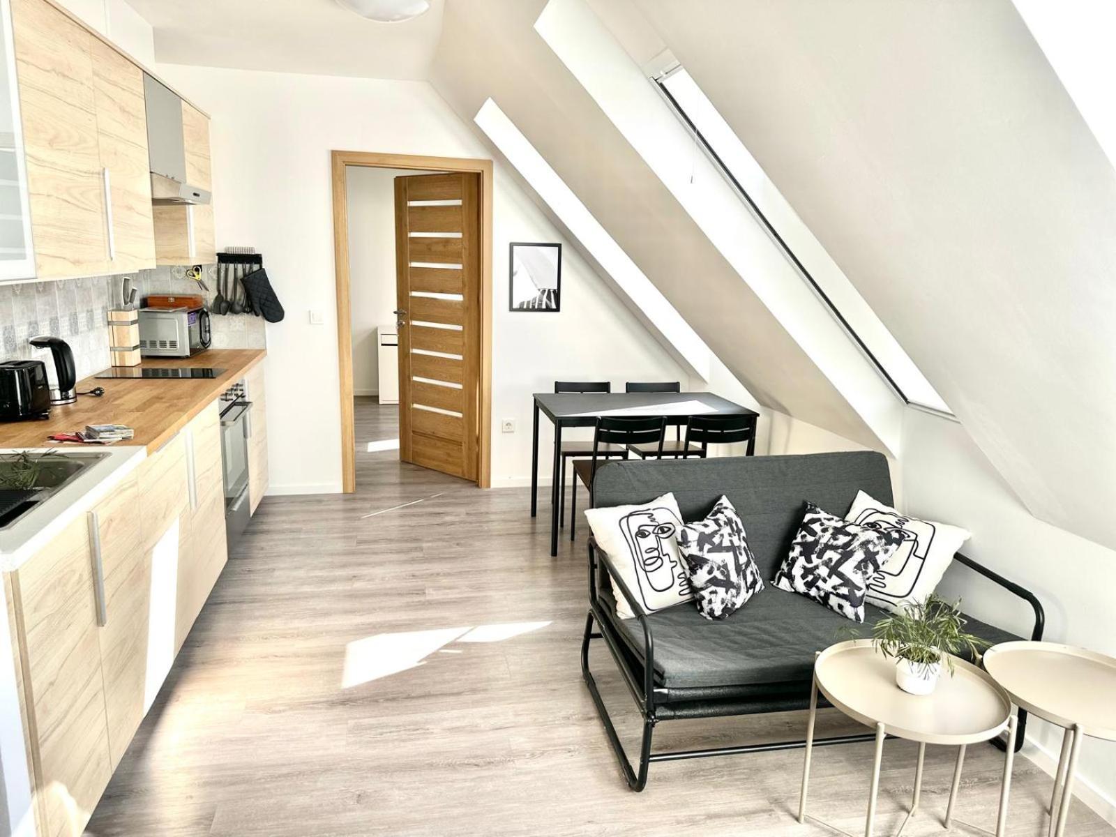 Palace Quarter 2 Peaceful Modern Central Top Floor Apartment Budapeste Exterior foto